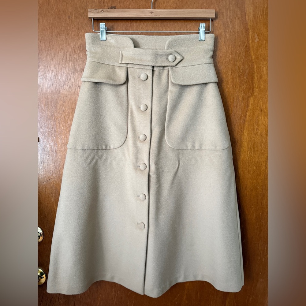 Behida Dolic Elegant Tan High-Waisted Button Front Wool Midi Skirt - Size L - Picture 4 of 13
